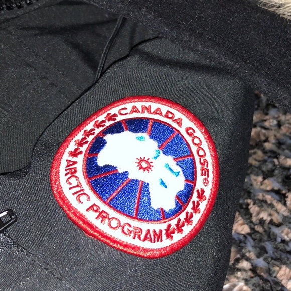 Canada goose montebello jacket - Picture 2 of 5